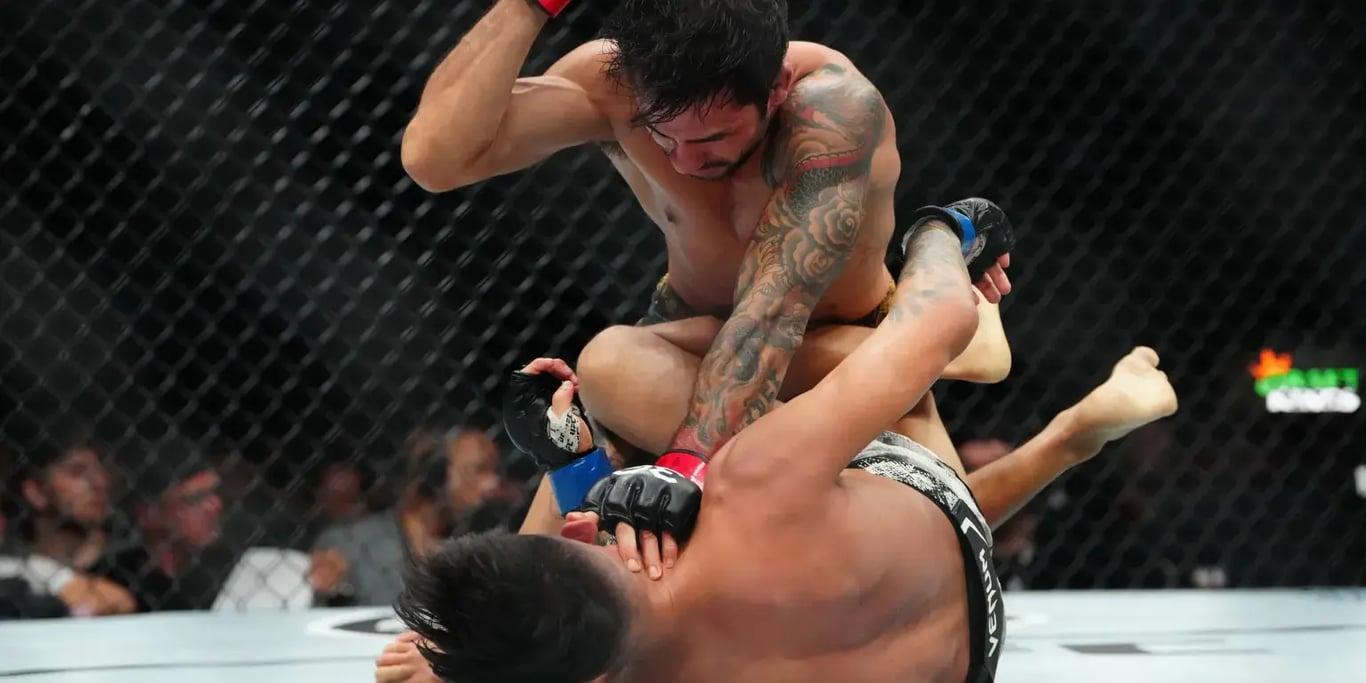 Alexandre Pantoja comfortable beat Brandon Royval with his grappling in his last bout. Credits to: Stephen R. Sylvanie - USA TODAY Sports.