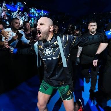 Fighter with the best walkout song?🎵🔊