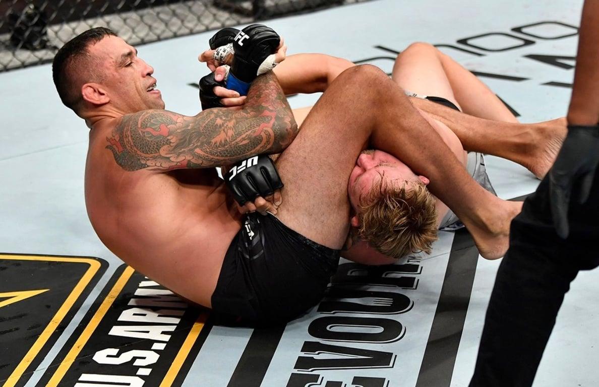 Fabricio Werdum taps out Alexander Gustaffson with an armbar. Credits to: Jeff Bottari/Zuffa LLC
