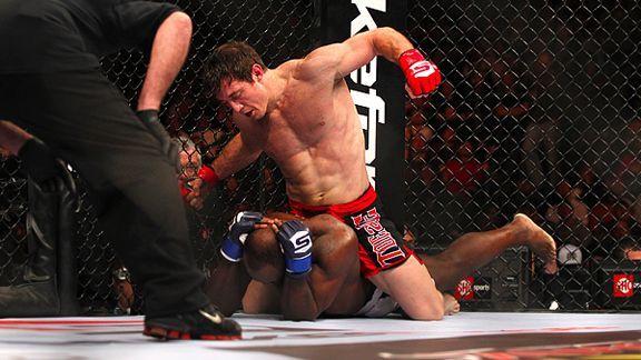 Fighter Analysis for MMA Betting: Understanding Statistics and Trends