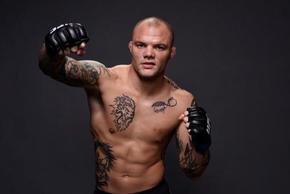Why do so many people hate Anthony Smith?