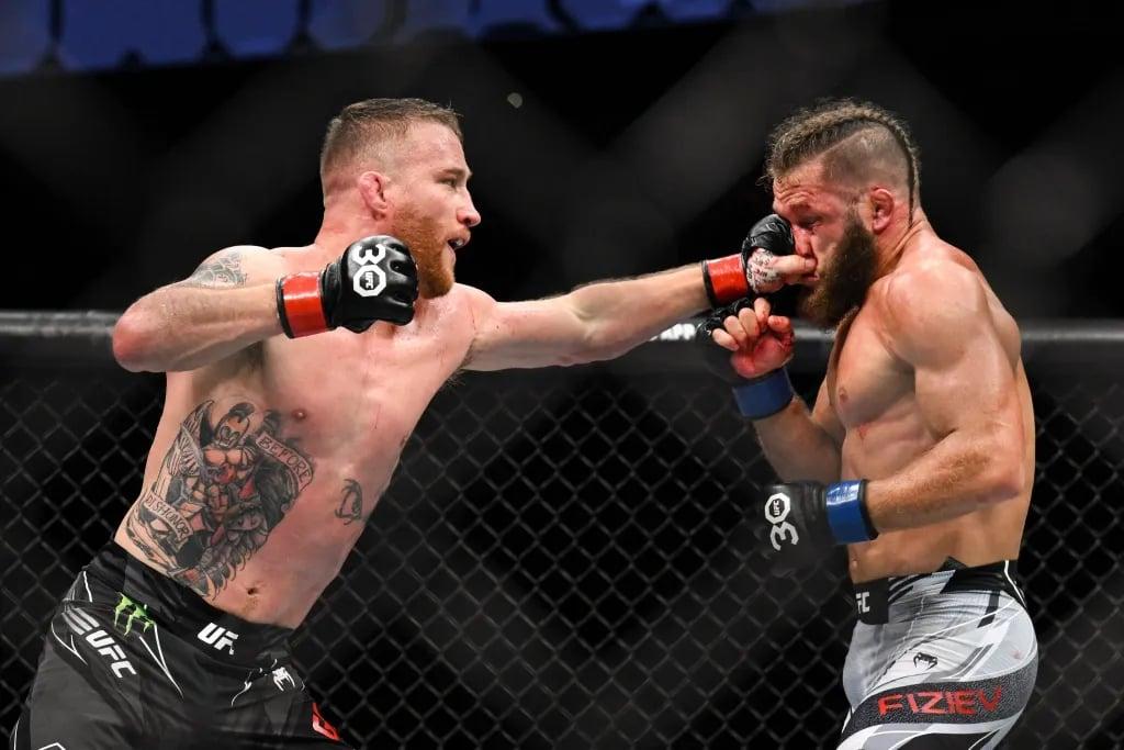 Justin Gaethje landing a nasty straight on Rafael Fiziev at UFC 286. Credits to: Haljestam - USA TODAY Sports.