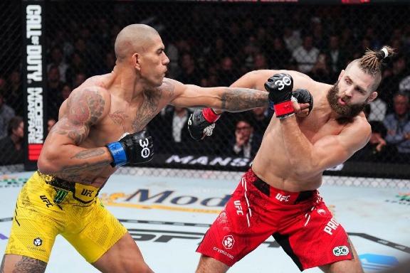 Where does Alex Pereira rank amongst the greatest strikers in UFC history?