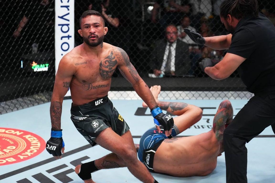 Joanderson Brito celebrates his stoppage of Andre Fili. (Jeff Bottari - (Getty Images)