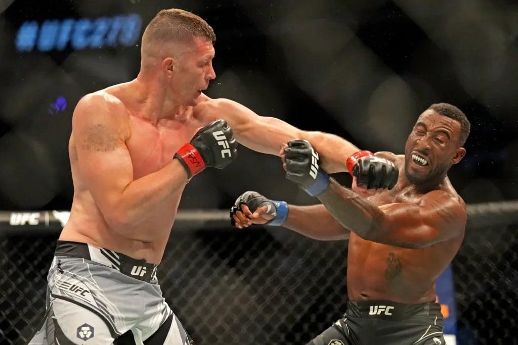 Denis Tiuliulin finishes Jamie Pickett at UFC 279. Credits to: Joe Camporeale-USA TODAY Sports.