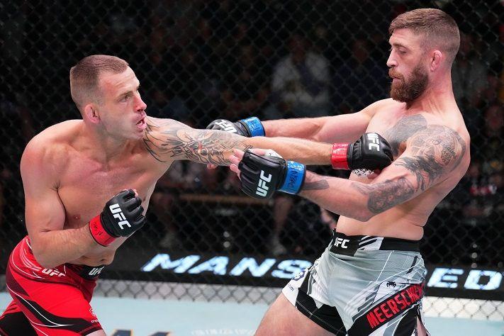 Grant Dawson gets his hand raised against Jared Gordon - (Getty Images)