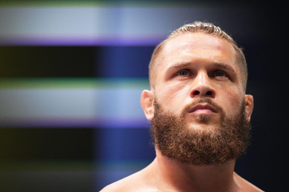 Rafael Fiziev is a powerful striker with great takedown defense. Credits to: Zuffa LLC.