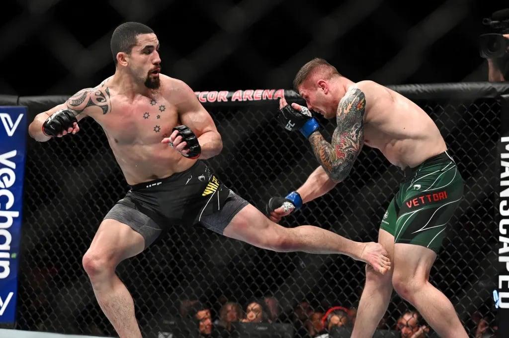 Robert Whittaker in his last bout vs. Marvin Vettori. Credits to: Haljestam - USA TODAY Sports.