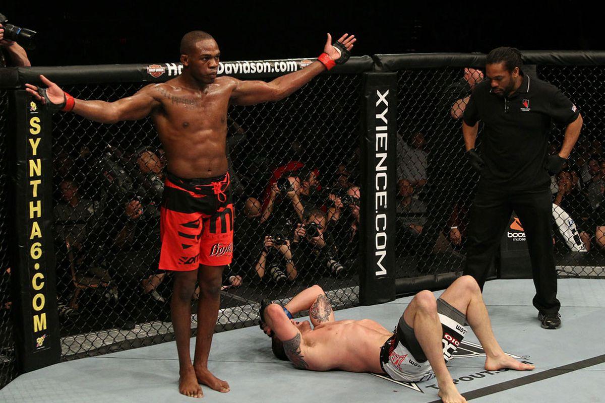 Jon Jones finishes Ryan Bader to earn a UFC Light Heavyweight title shot.