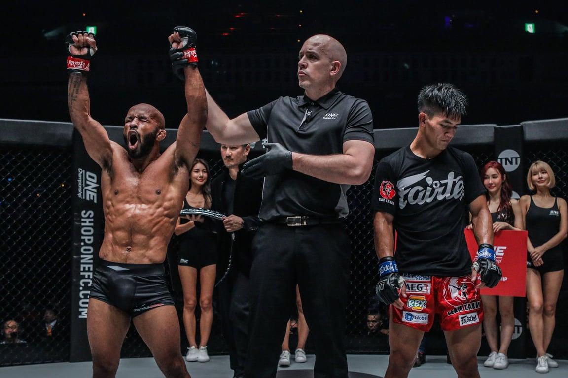 Demetrious Johnson winning the ONE Flyweight Grand Prix against Danny Kingad. Credits to: ONE Championship.
