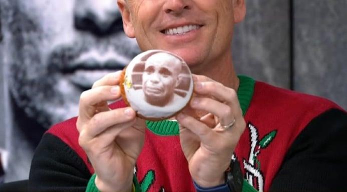 They Really Put DC Crying On A Donut During The Weigh In Show