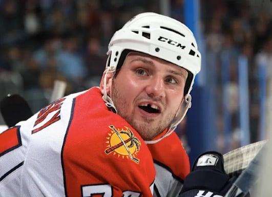 Not sure if you guys know who Nick Tarnasky is but you can google him and see his latest matchup on the golf course lol 