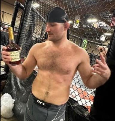 I’m never betting agains Sean Strickland again wow bro just wow