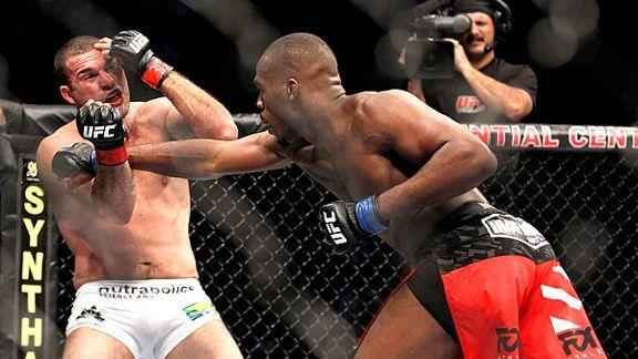 Jon Jones makes it look easy against Shogun Rua to win the UFC Light Heavyweight title for the first time. Photo by ESPN.