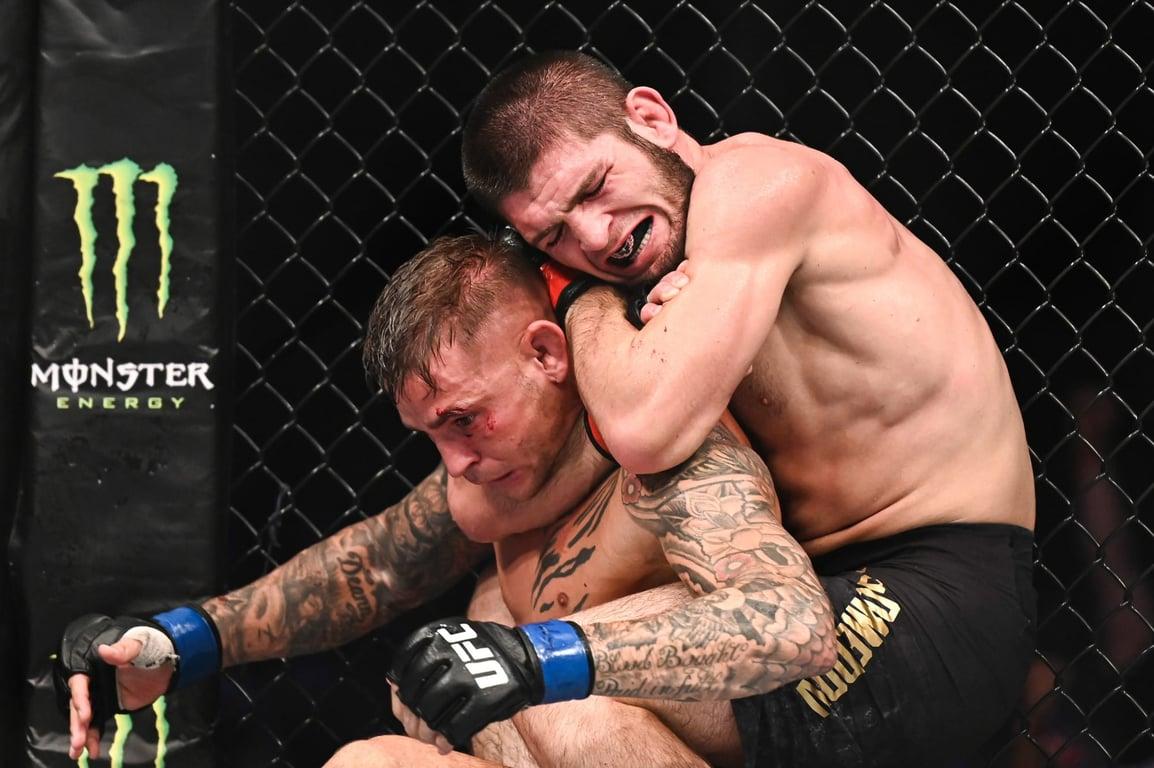 Khabib Nurmagomedov choking out Dustin Poirier in Abu Dhabi at UFC 242. Credits to: Per Haljestam-USA TODAY Sports.