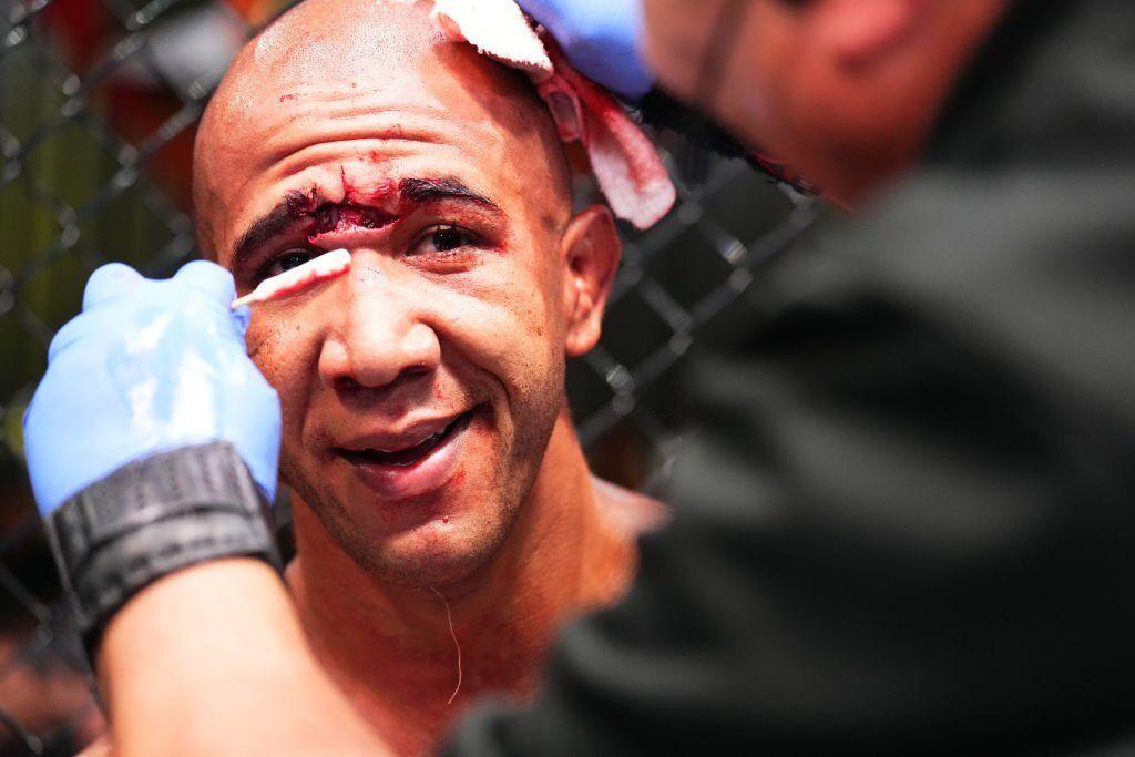 Gregory Rodrigues gets treated in between rounds of his fight with Chidi Njokuani. Credits to: Chris Unger-Zuffa LLC