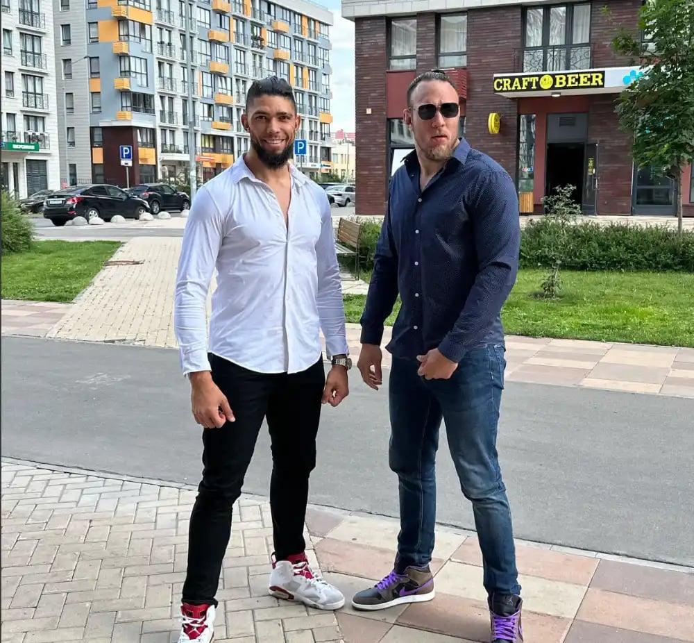 Johnny (left) and Valter (right) Walker are two of the biggest MMA siblings. Photo by Valter Walker Instagram page.