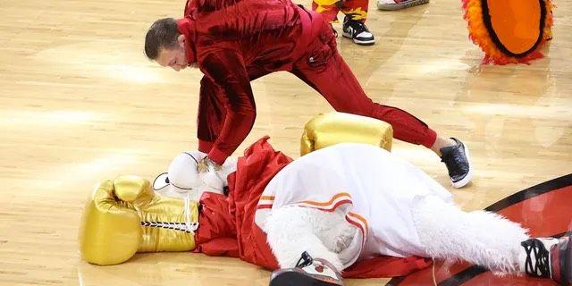 Conor McGregor sends the Miami Heat Mascot to the Emergency Room after the Left Hand Shot