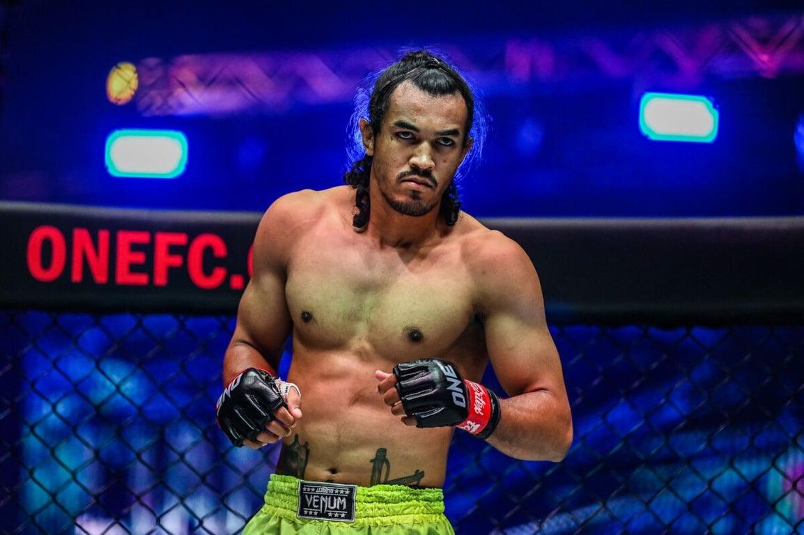 Sinsamut Klinmee credits his martial arts success to his family. Credits to: ONE Championship