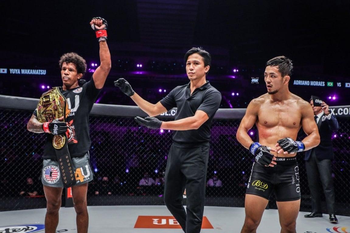 Adriano Moraes being announced as the victor against Yuya Wakamatsu. Credits to: ONE Championship.