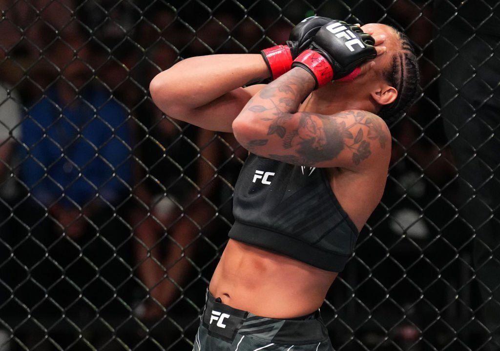Karine Silva celebrates after her submission win over Poliana Botelho. Credits to: Chris Unger - Zuffa LLC