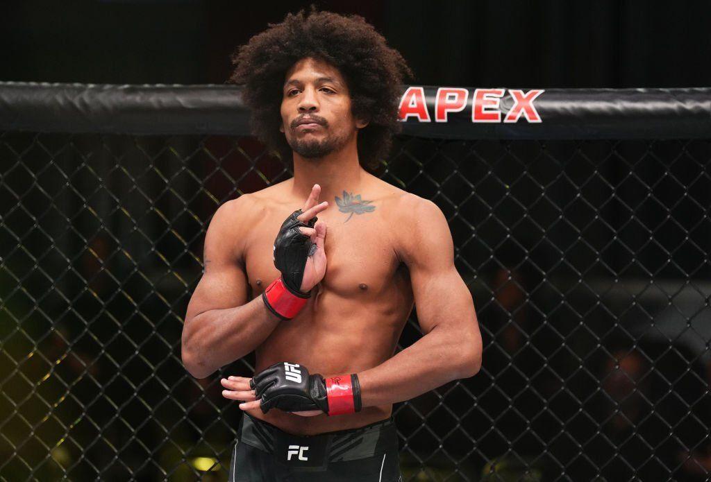 Alex Caceres looks on prior to fighting Julian Erosa. Credits to: Chris Unger - Zuffa LLC