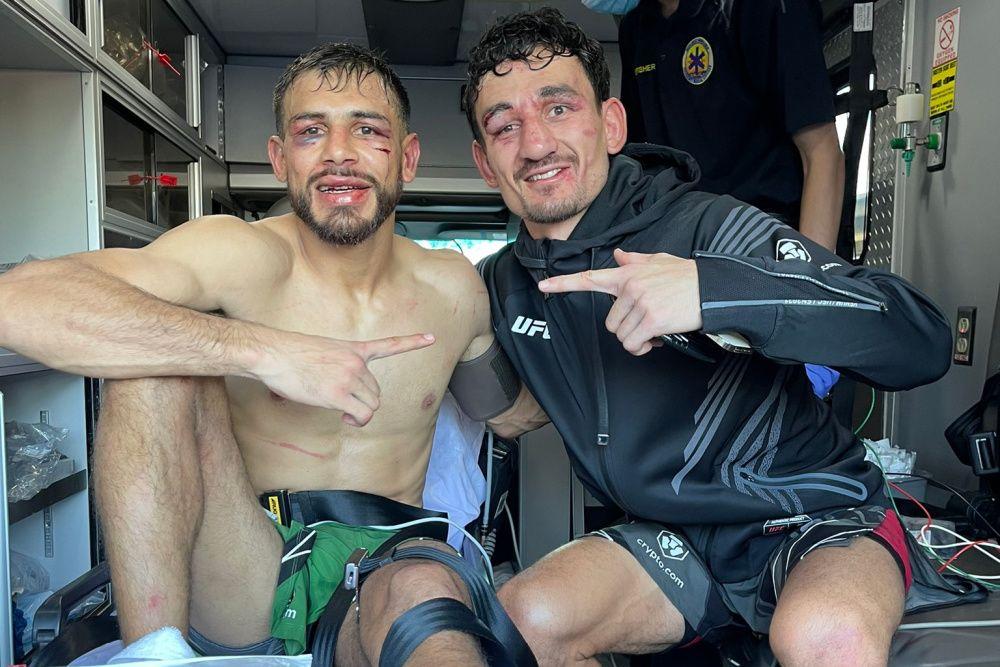 Yair Rodriguez and Max Holloway after their Fight of the Year contender in November 2021. Credits to: Israel Martinez - Twitter.