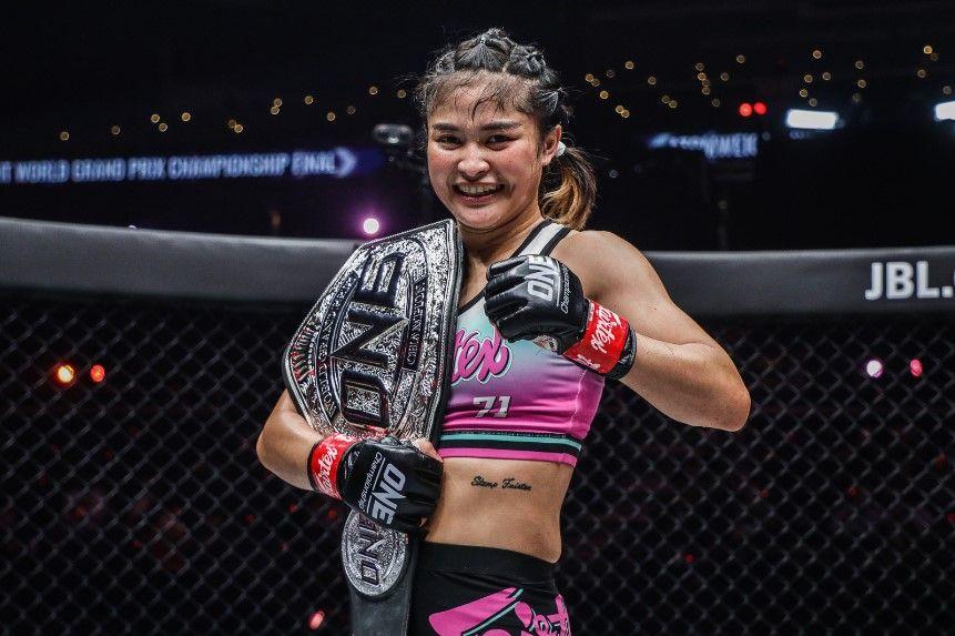 Stamp Fairtex flashing off her ONE Championship gold. Credits to: ONE Championship.